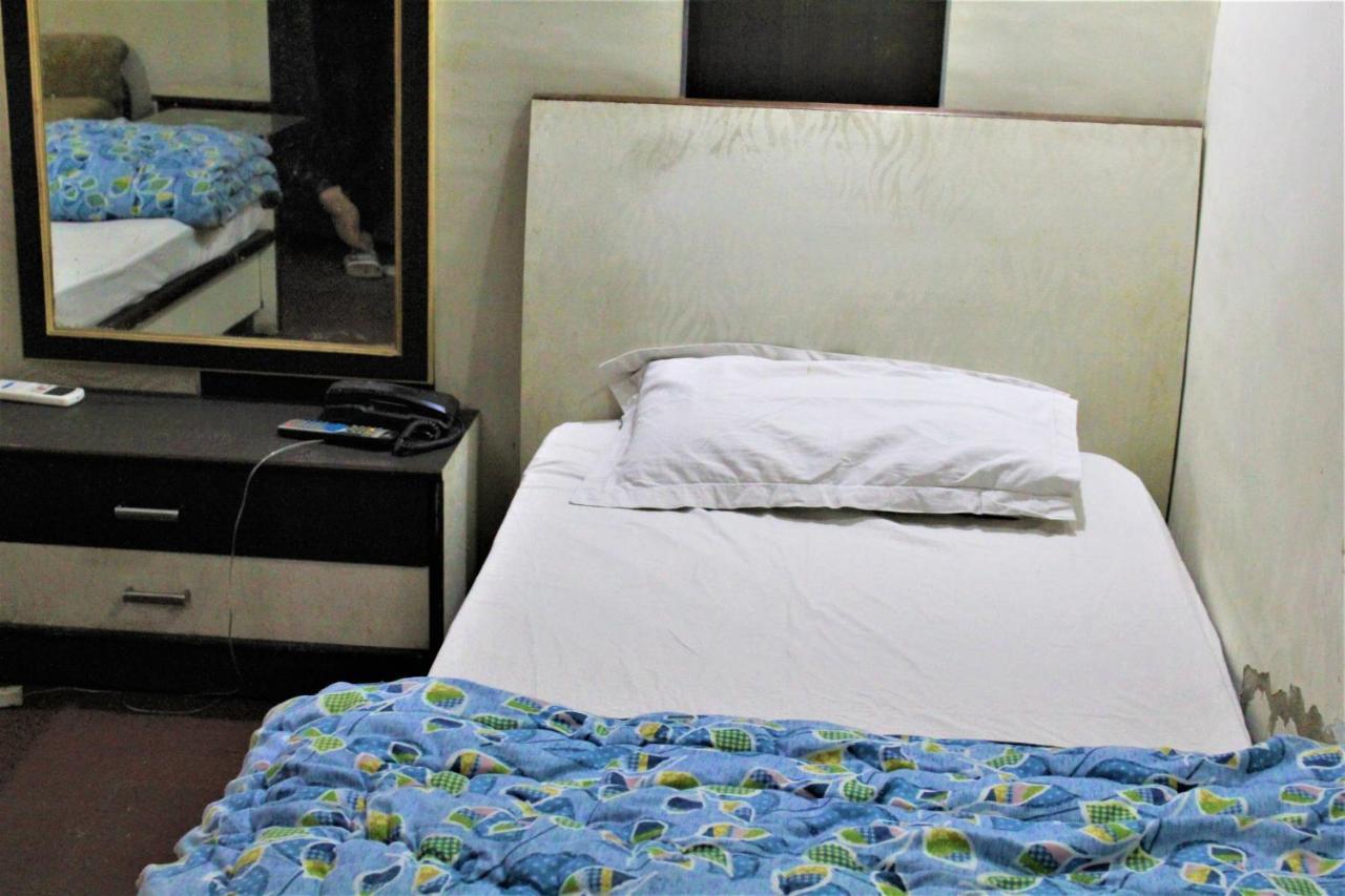 Central Guest House , Walk In Dargah & Markaz Neu-Delhi Exterior foto